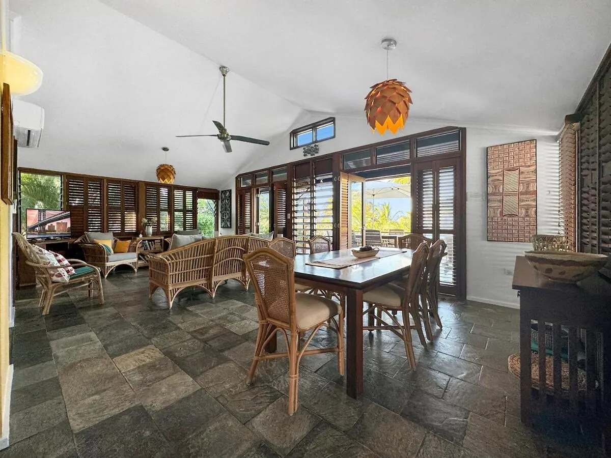 Apartment Wongalinga Beachfront Apt 8 Mission Beach